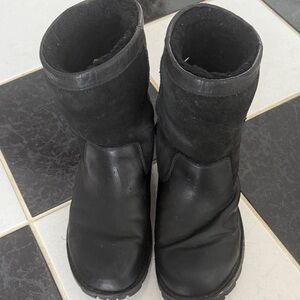 Men’s size 13 UGG Black Suede and Leather Boots